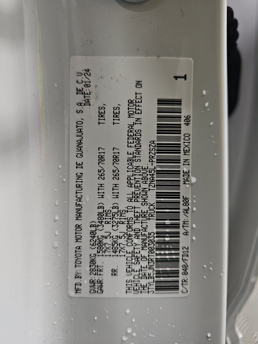 2024 Toyota Tacoma TRD Off-Road AWD