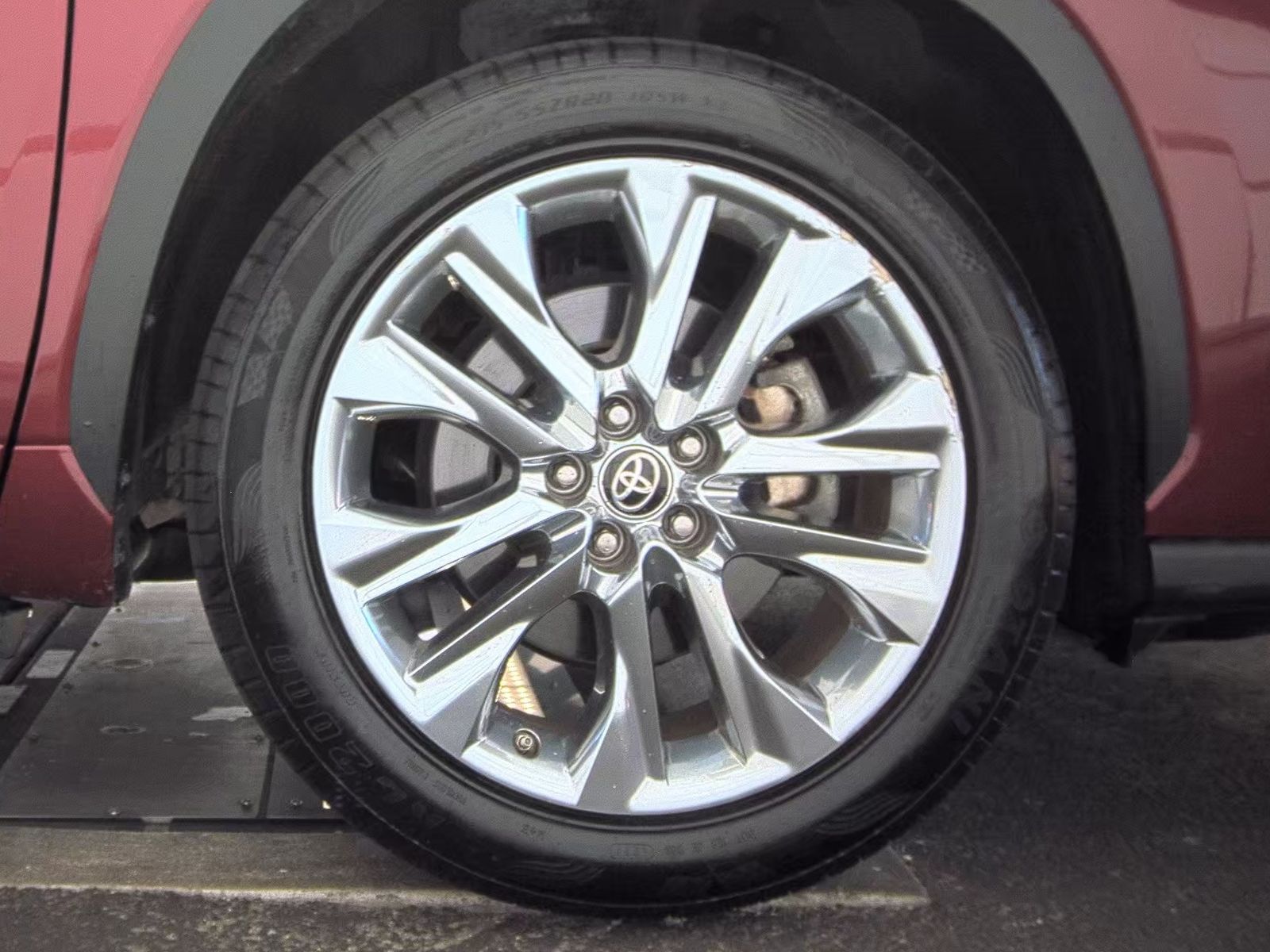 2023 Toyota Highlander Limited FWD