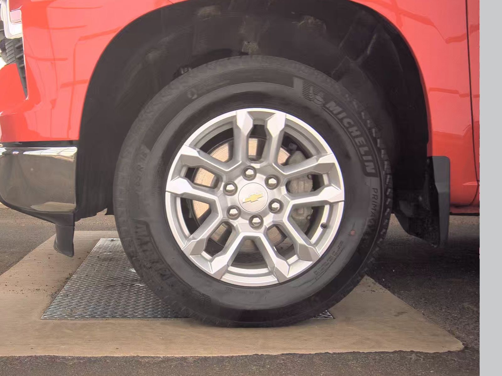 2023 Chevrolet Silverado 1500 LT AWD