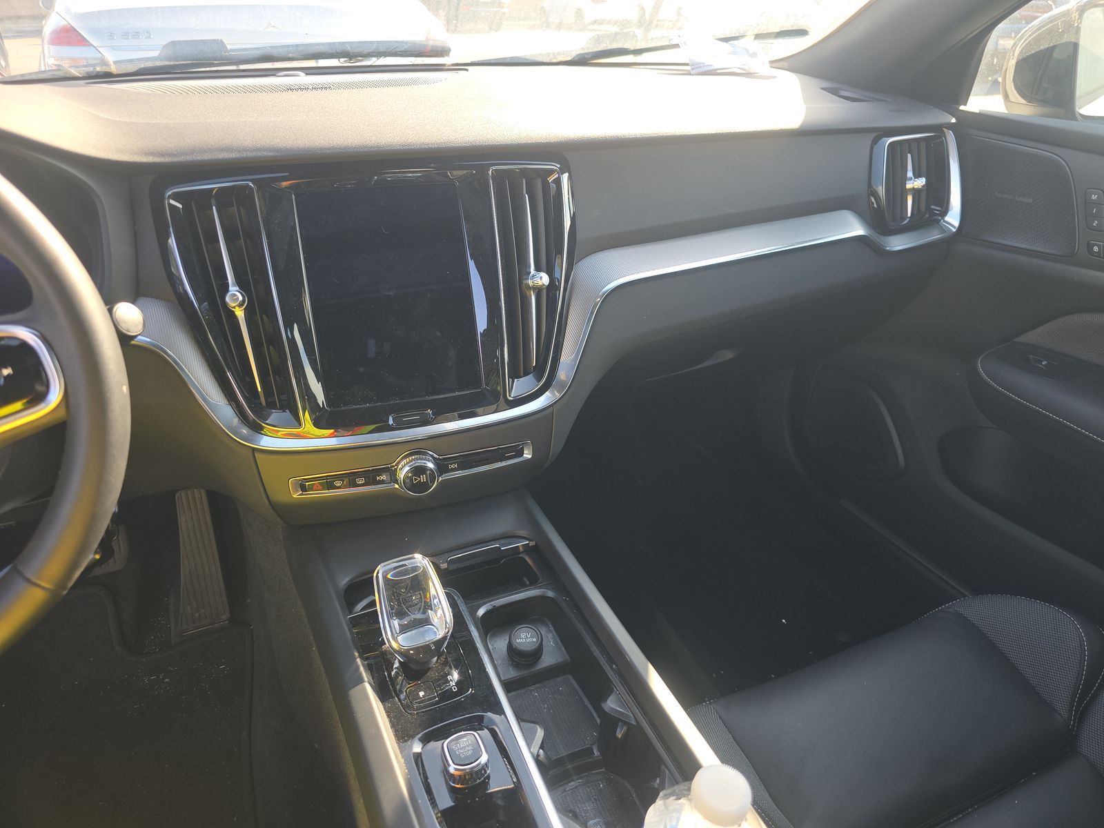 2024 Volvo S60 B5 Plus FWD