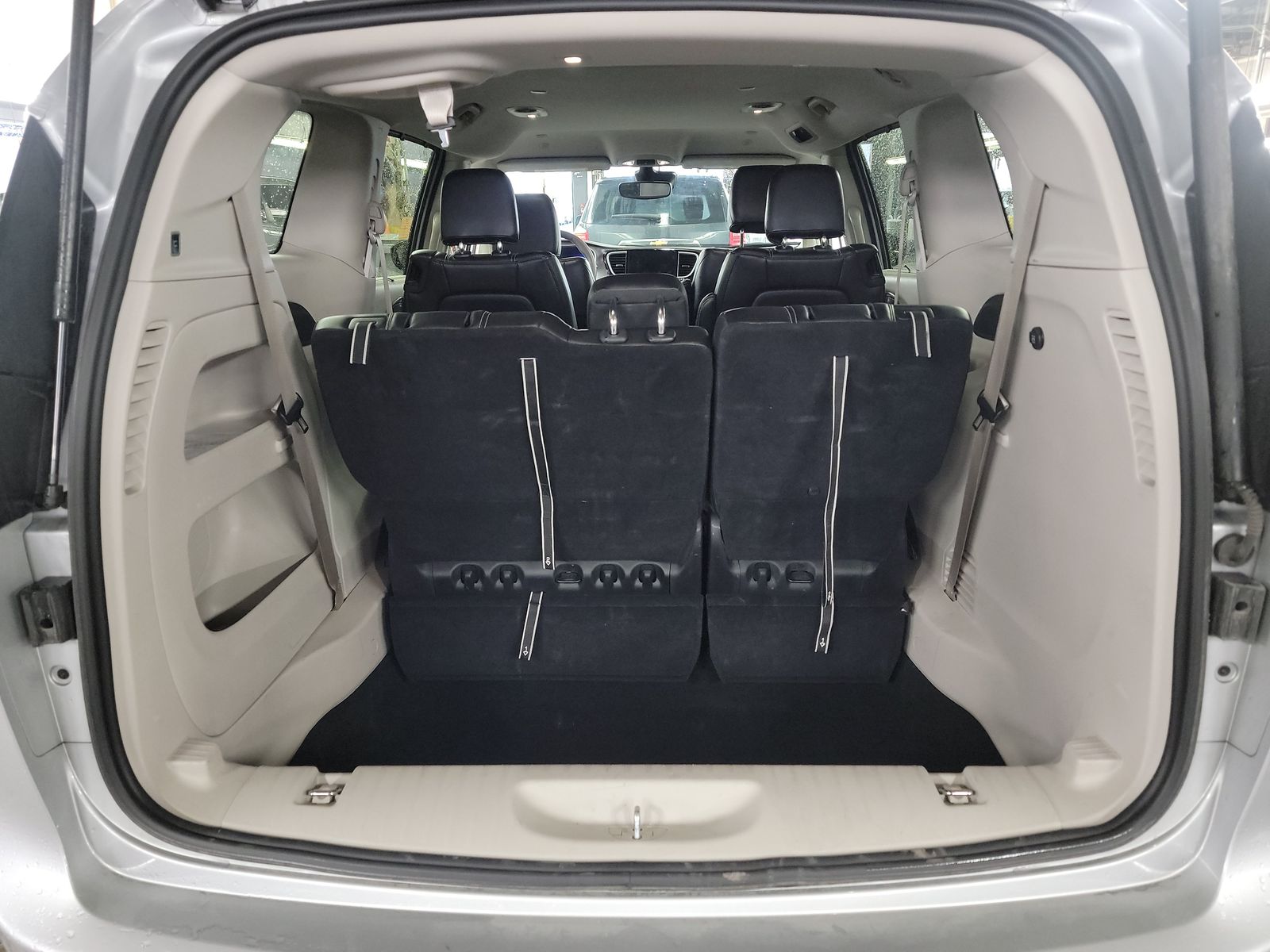 2024 Chrysler Pacifica Touring L FWD