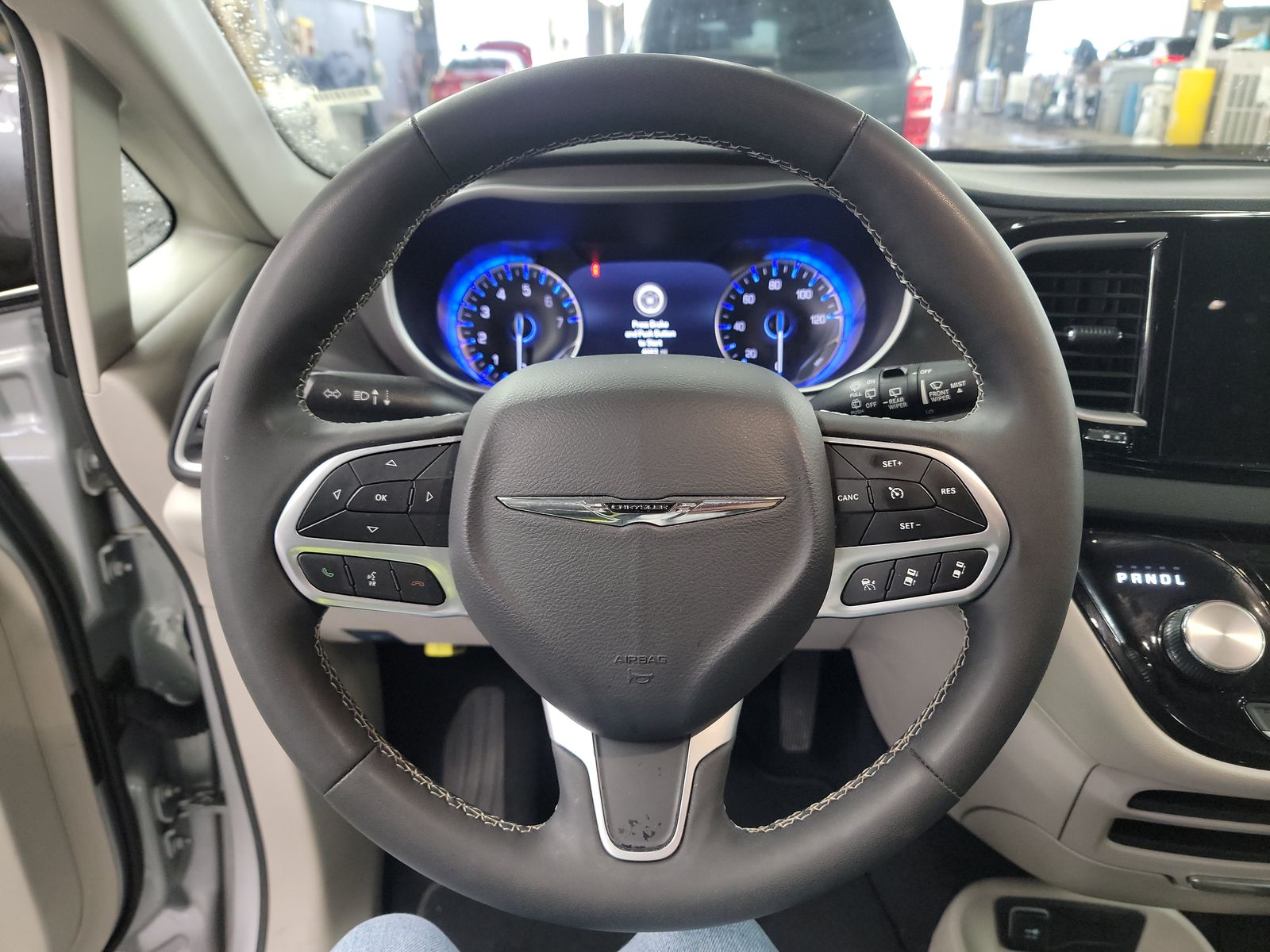 2024 Chrysler Pacifica Touring L FWD