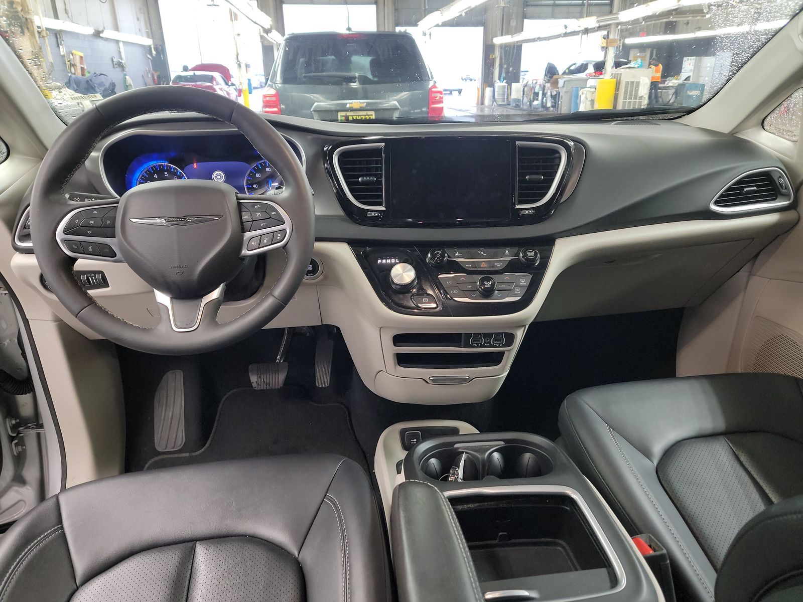 2024 Chrysler Pacifica Touring L FWD