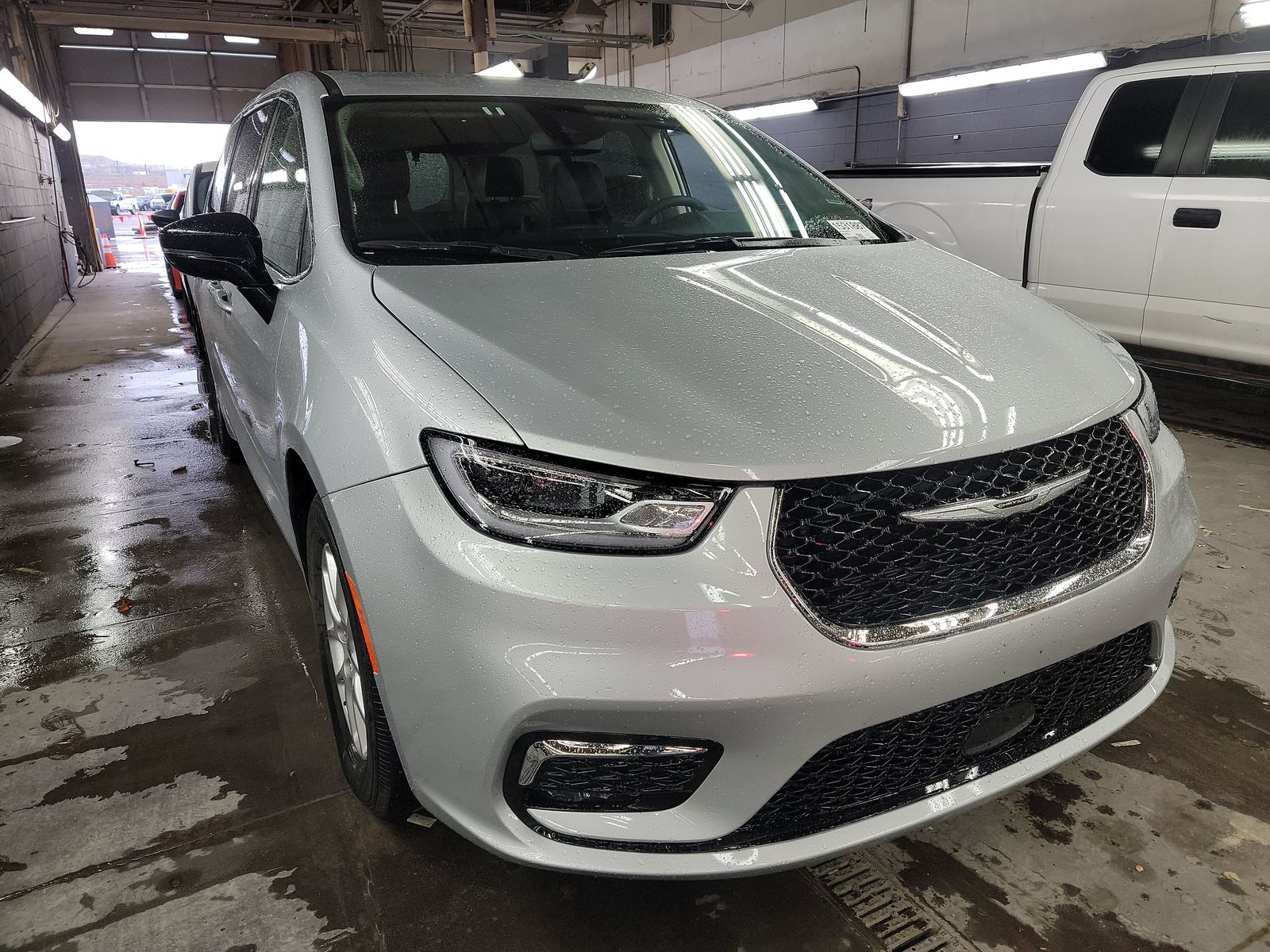 2024 Chrysler Pacifica Touring L FWD