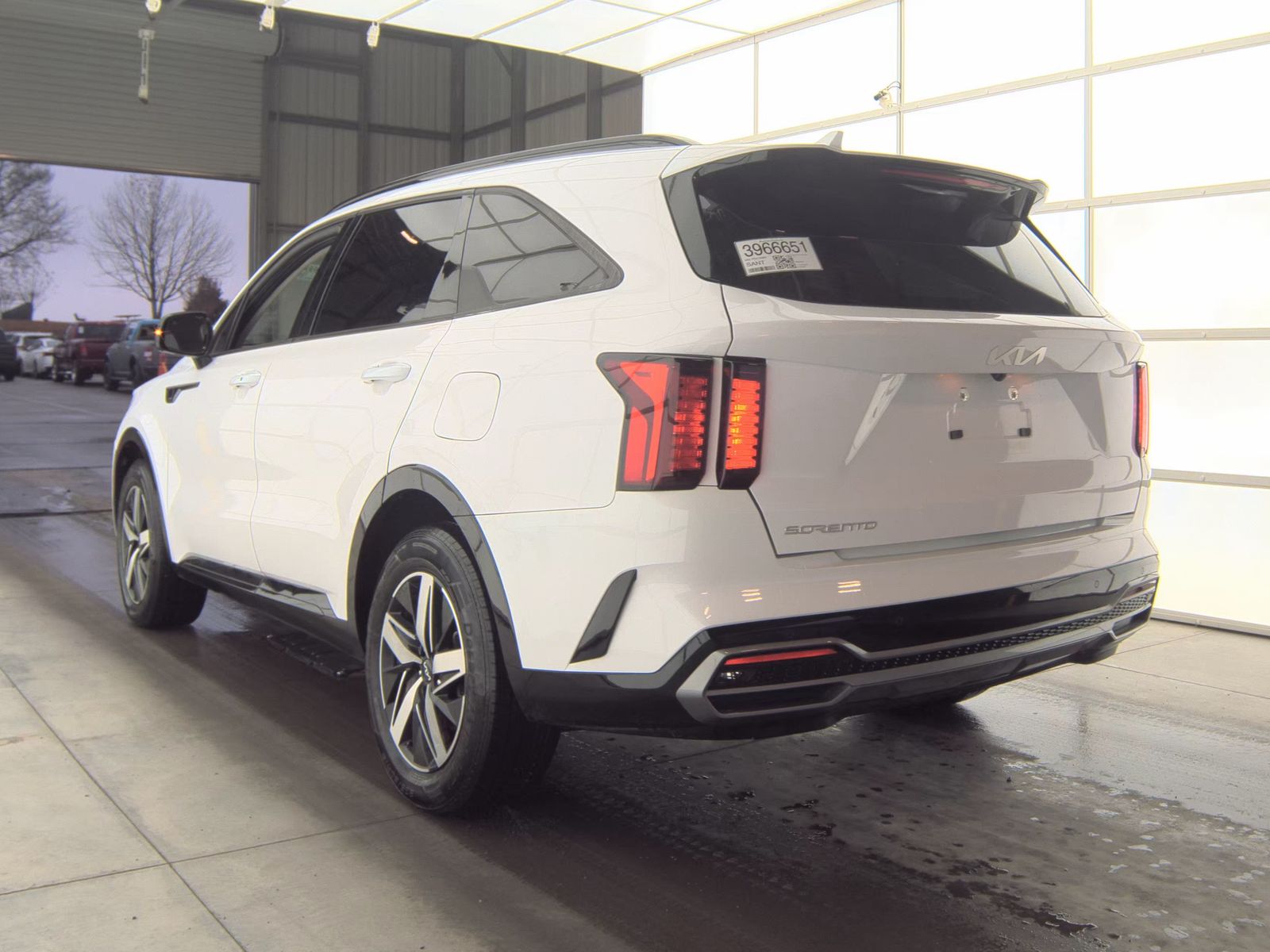 2023 Kia Sorento S FWD