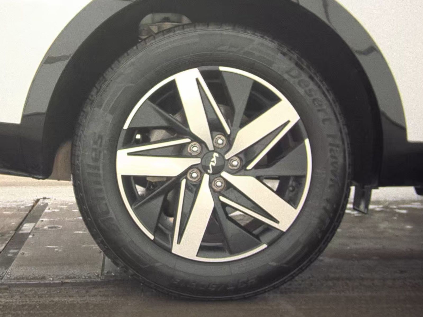 2023 Kia Sorento S FWD