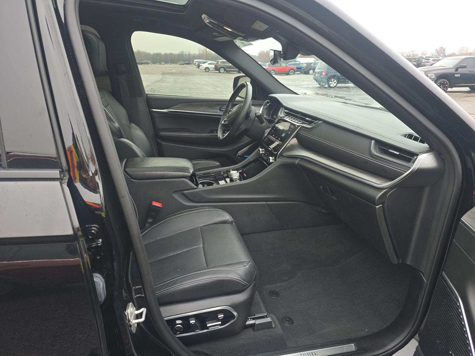 2022 Jeep Grand Cherokee Overland AWD