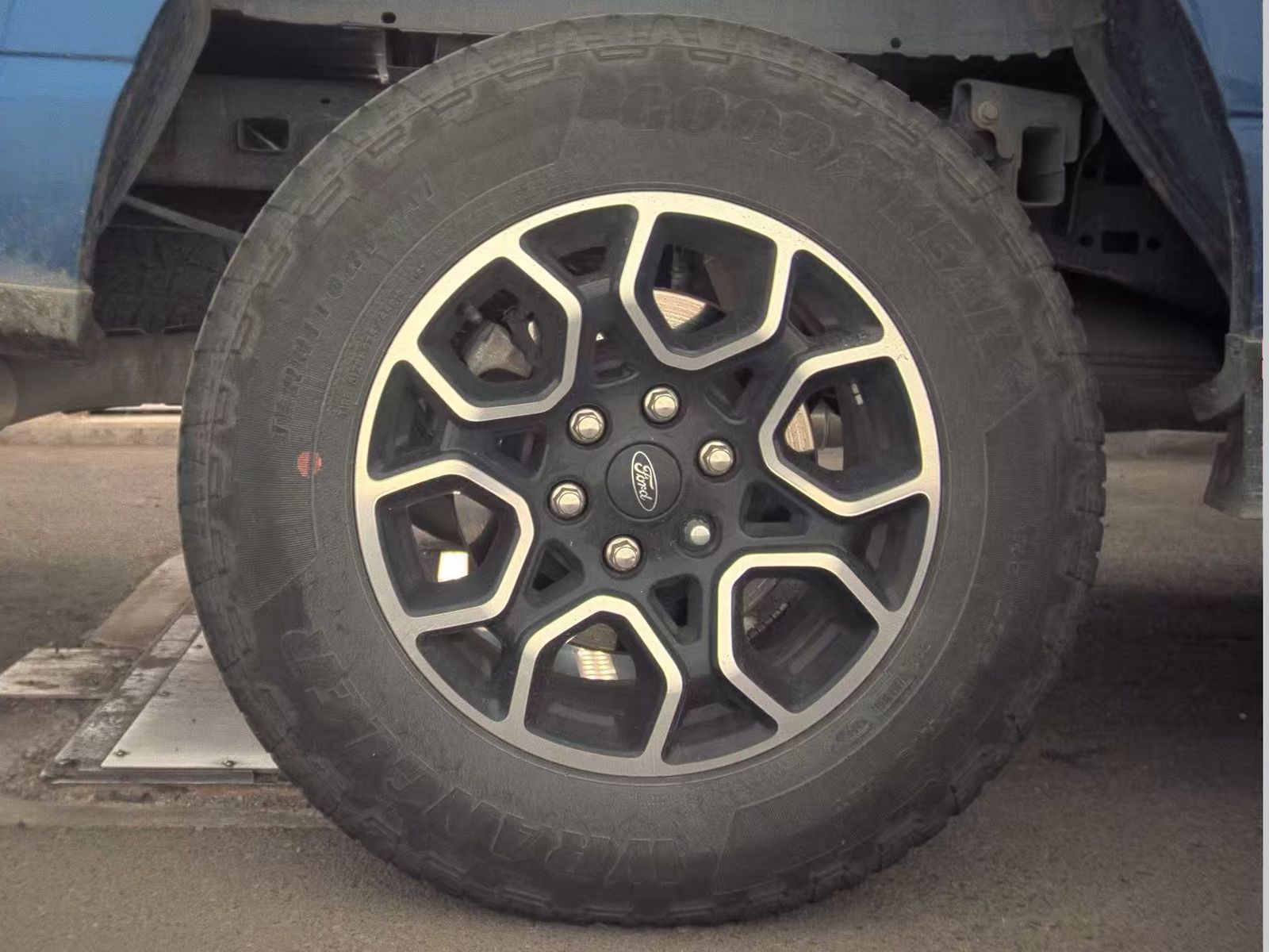 2023 Ford F-150 XLT AWD