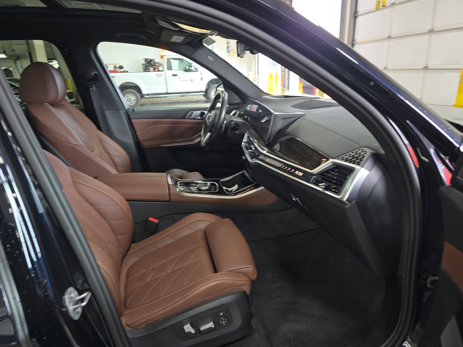 2024 BMW X5 xDrive40i AWD