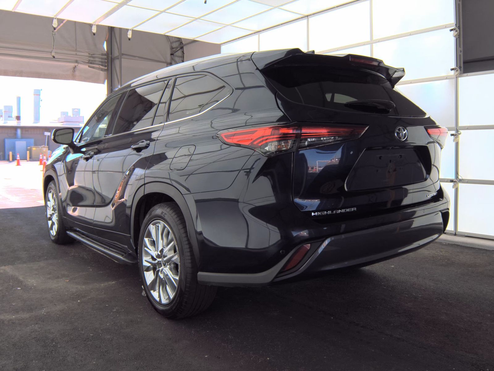 2023 Toyota Highlander Limited FWD