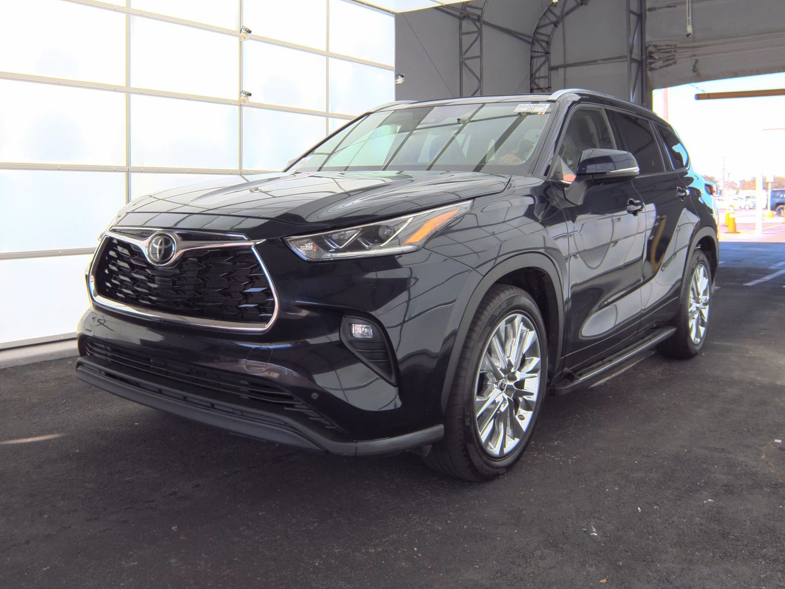 2023 Toyota Highlander Limited FWD