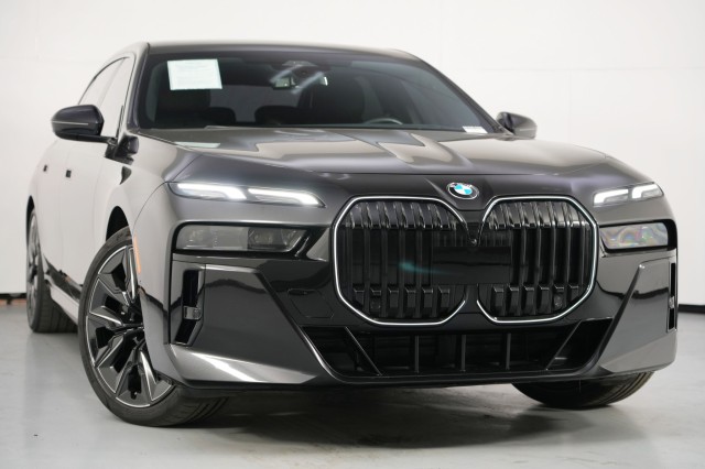 2024 BMW 7 Series 740i RWD