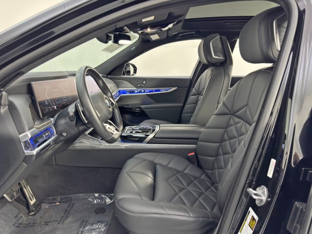 2024 BMW 7 Series 740i RWD