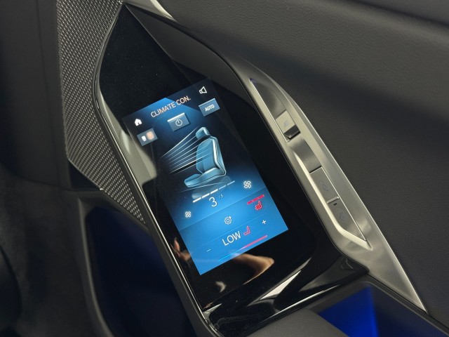 2024 BMW 7 Series 740i RWD