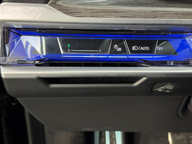 2024 BMW 7 Series 740i RWD