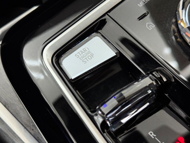 2024 BMW 7 Series 740i RWD