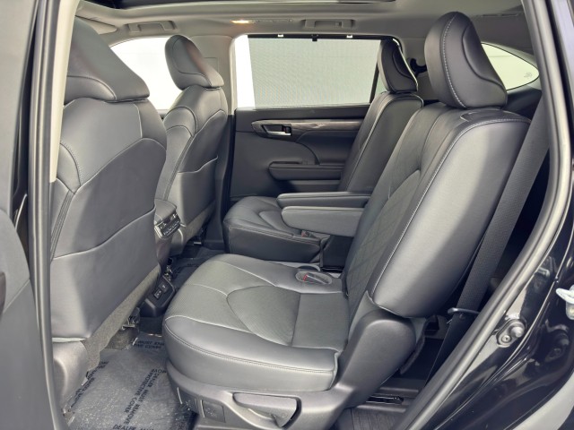2023 Toyota Highlander Platinum AWD