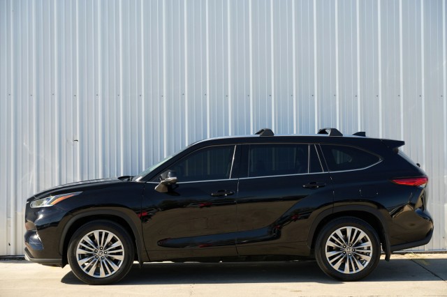2023 Toyota Highlander Platinum AWD