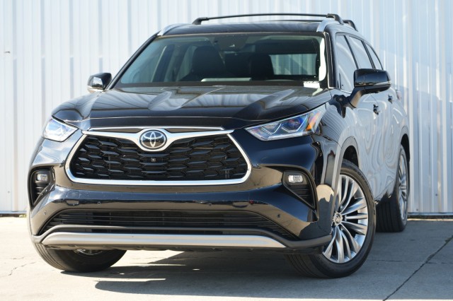 2023 Toyota Highlander Platinum AWD