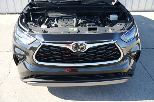 2023 Toyota Highlander Platinum AWD