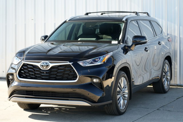 2023 Toyota Highlander Platinum AWD
