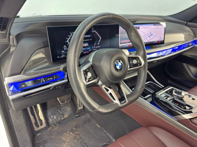 2023 BMW 7 Series 740i RWD