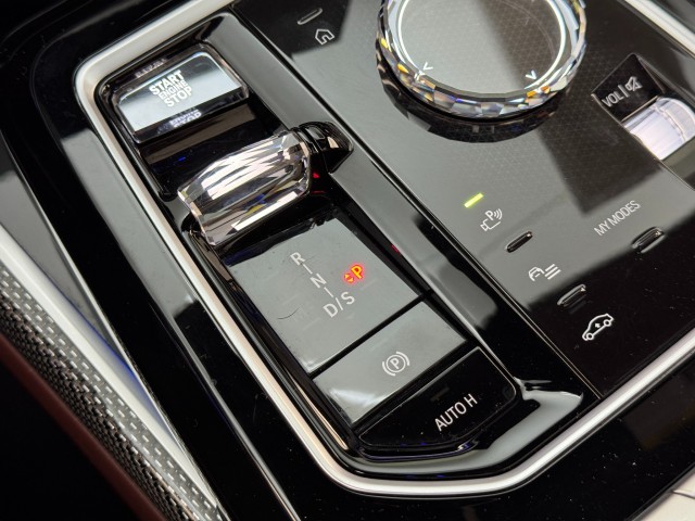 2023 BMW 7 Series 740i RWD