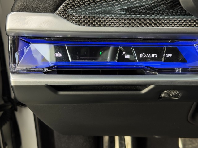 2023 BMW 7 Series 740i RWD