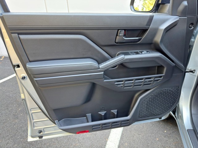 2024 Toyota Tacoma SR RWD