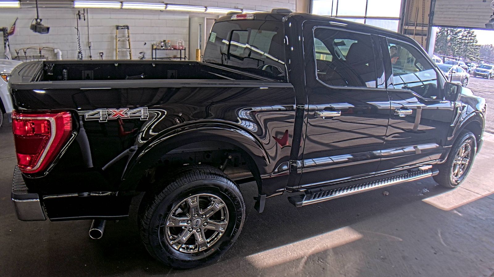 2023 Ford F-150 XLT AWD