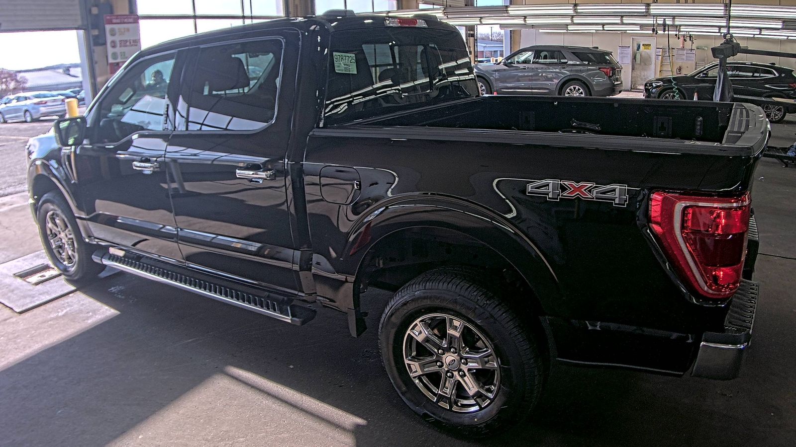 2023 Ford F-150 XLT AWD