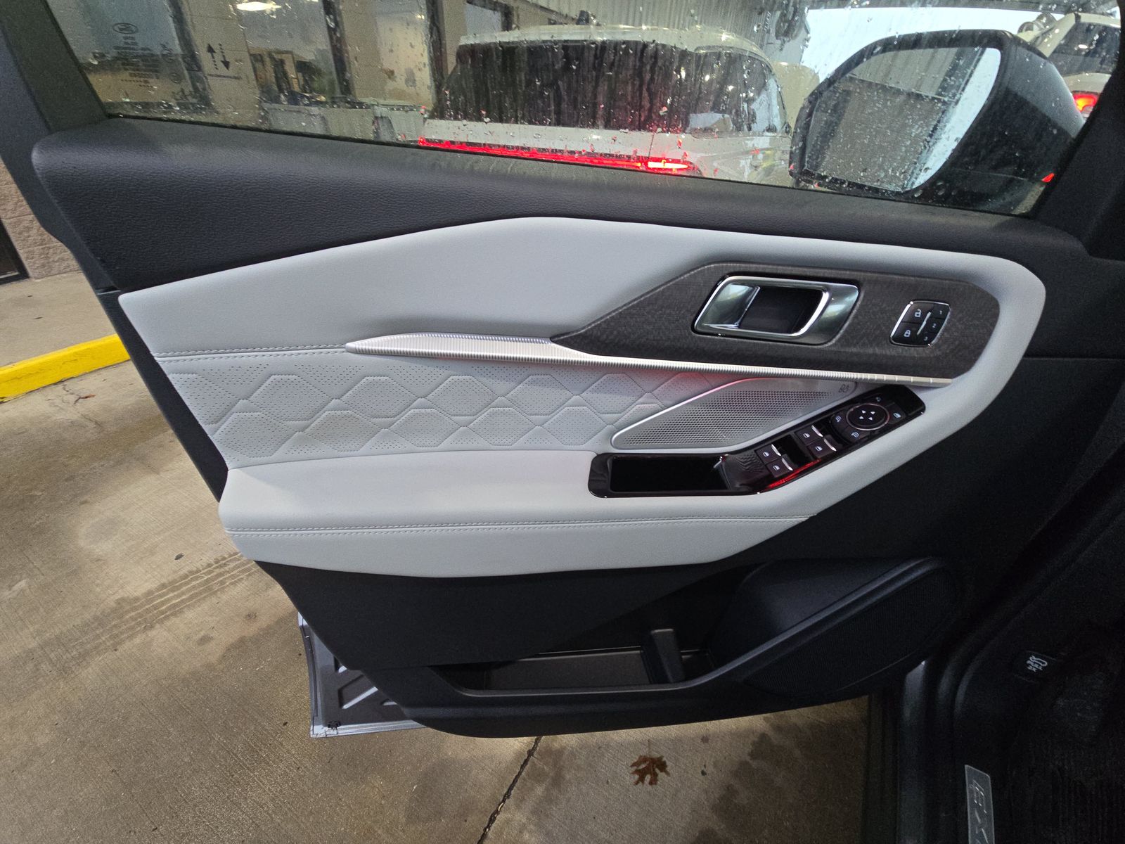 2025 Ford Explorer Platinum AWD