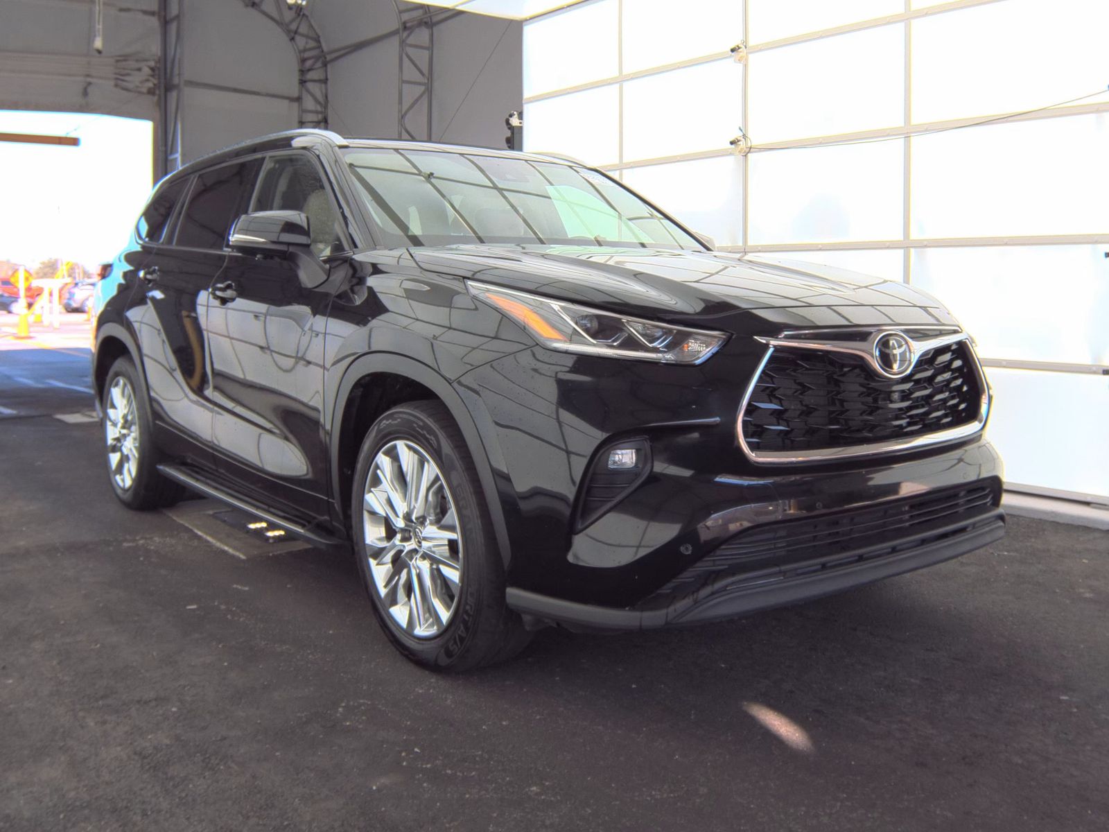 2023 Toyota Highlander Limited FWD