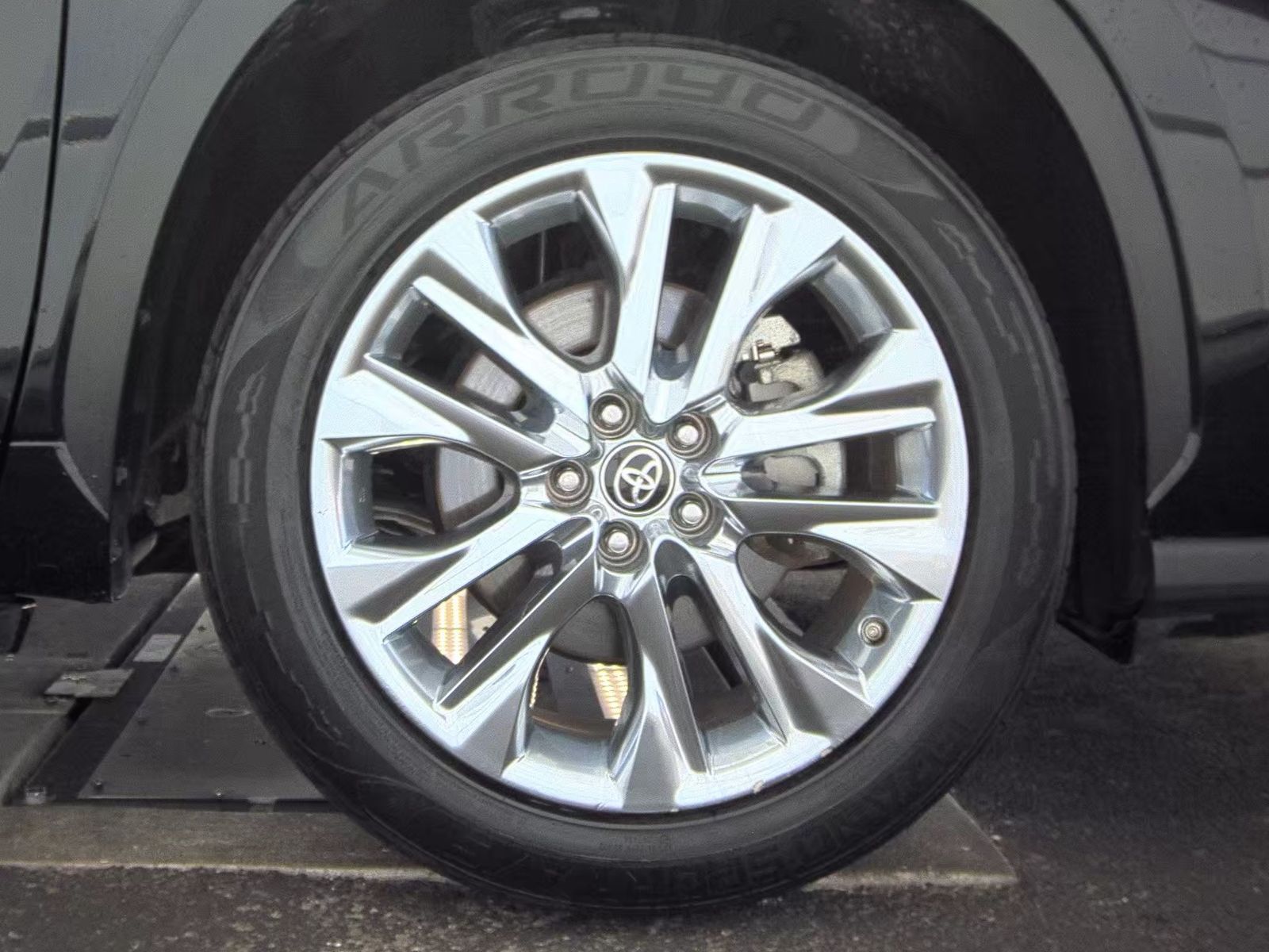 2023 Toyota Highlander Limited FWD