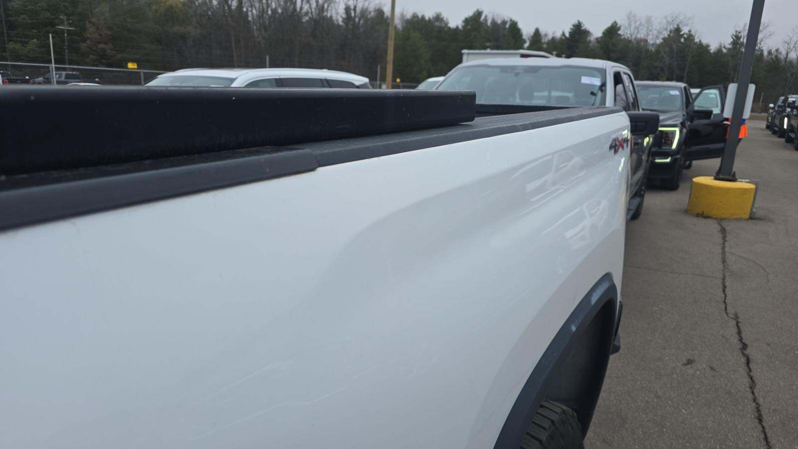 2022 Chevrolet Silverado 2500HD Custom AWD