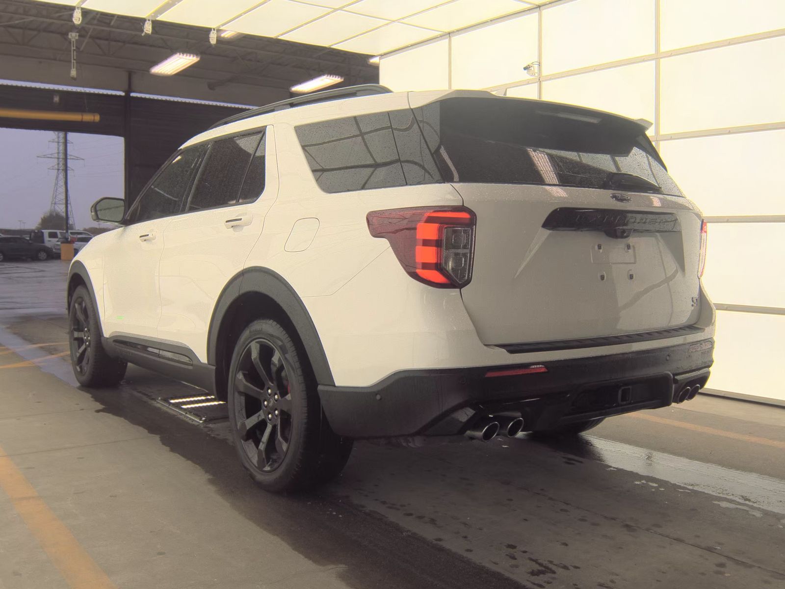 2022 Ford Explorer ST AWD