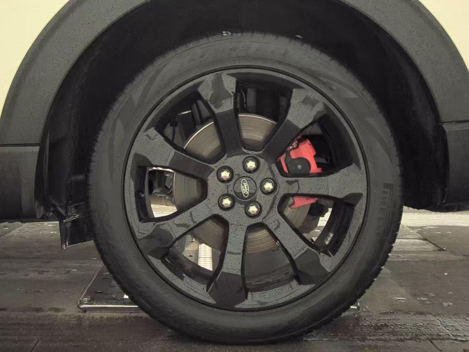 2022 Ford Explorer ST AWD