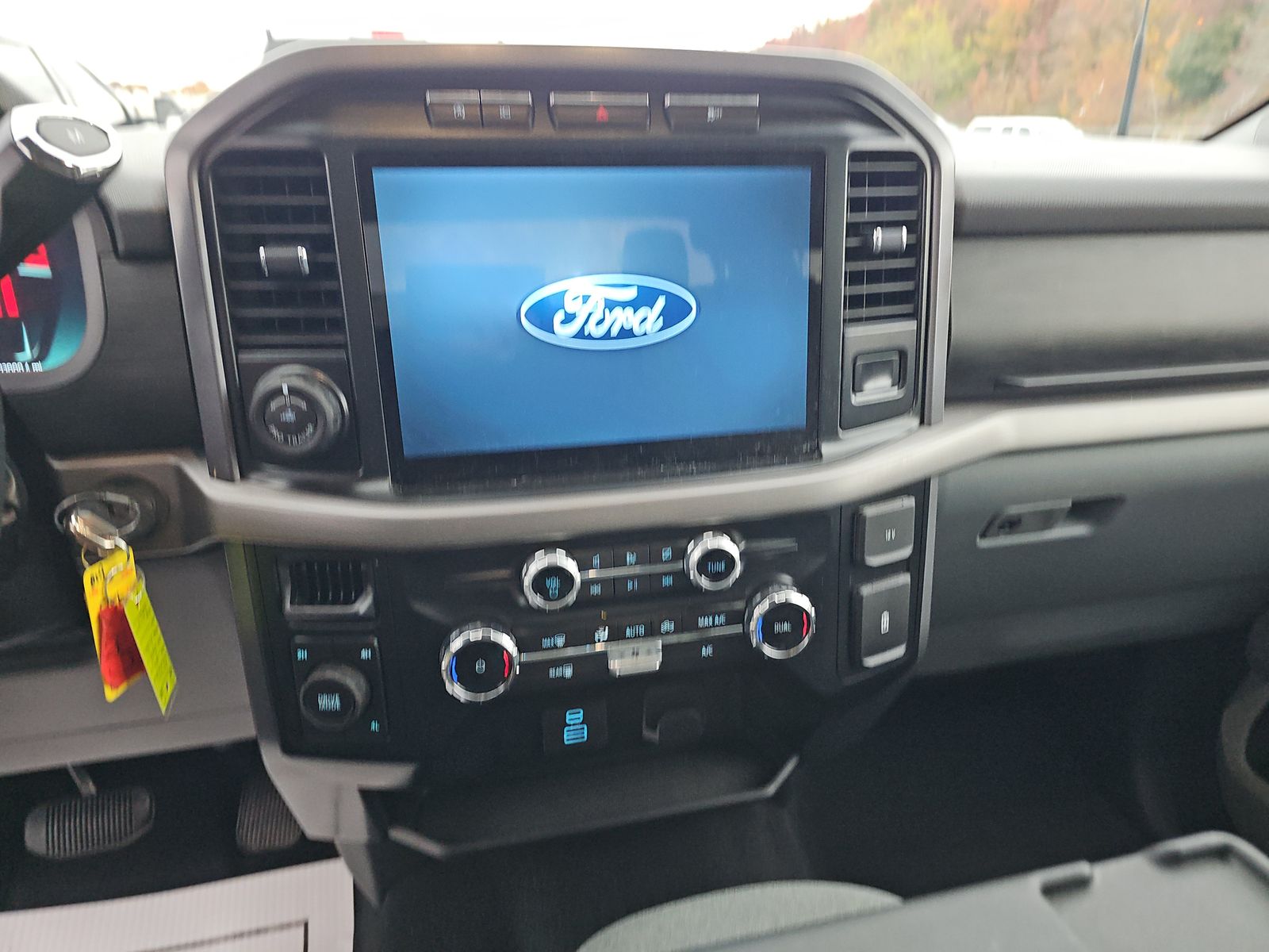 2024 Ford F-150 XLT AWD