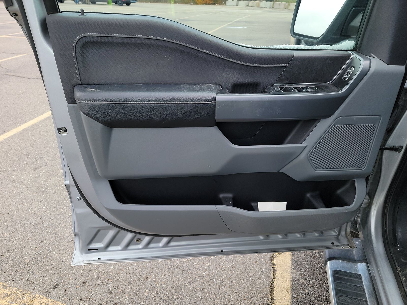 2024 Ford F-150 XLT AWD