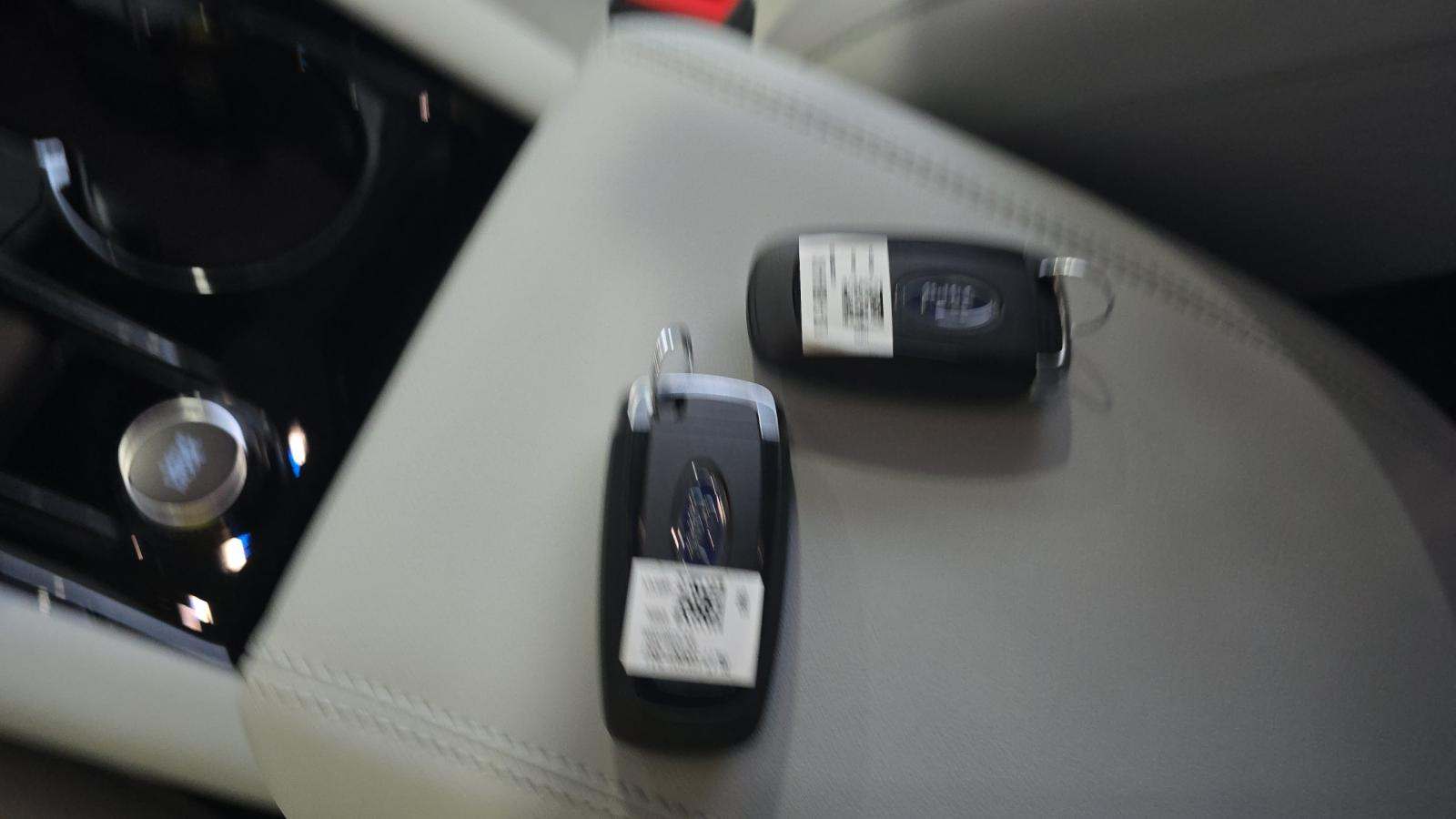 2025 Ford Explorer Platinum AWD