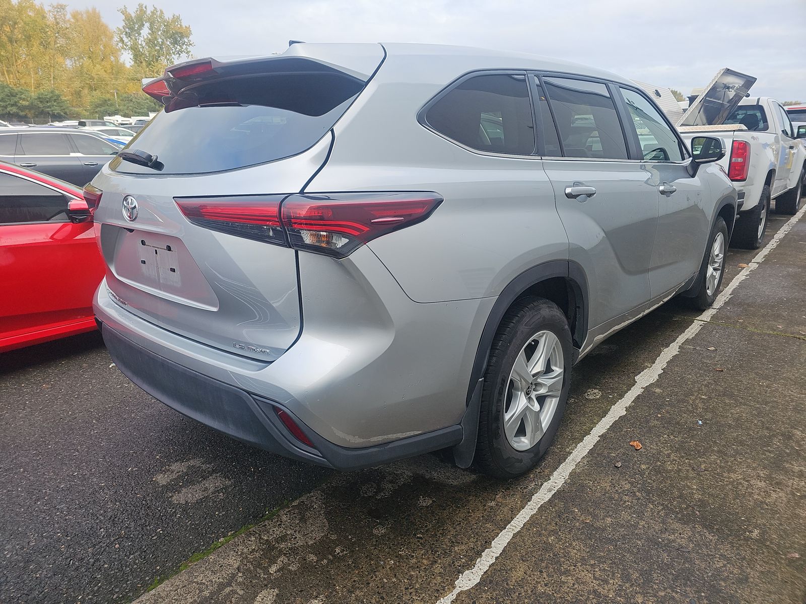 2024 Toyota Highlander LE AWD