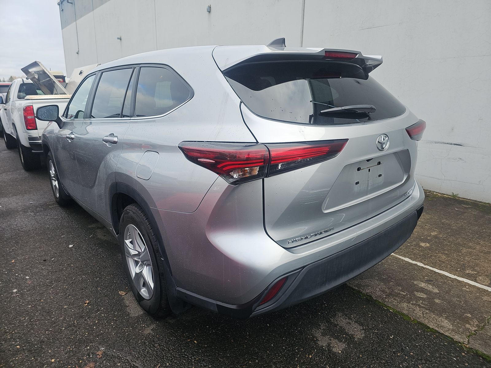 2024 Toyota Highlander LE AWD