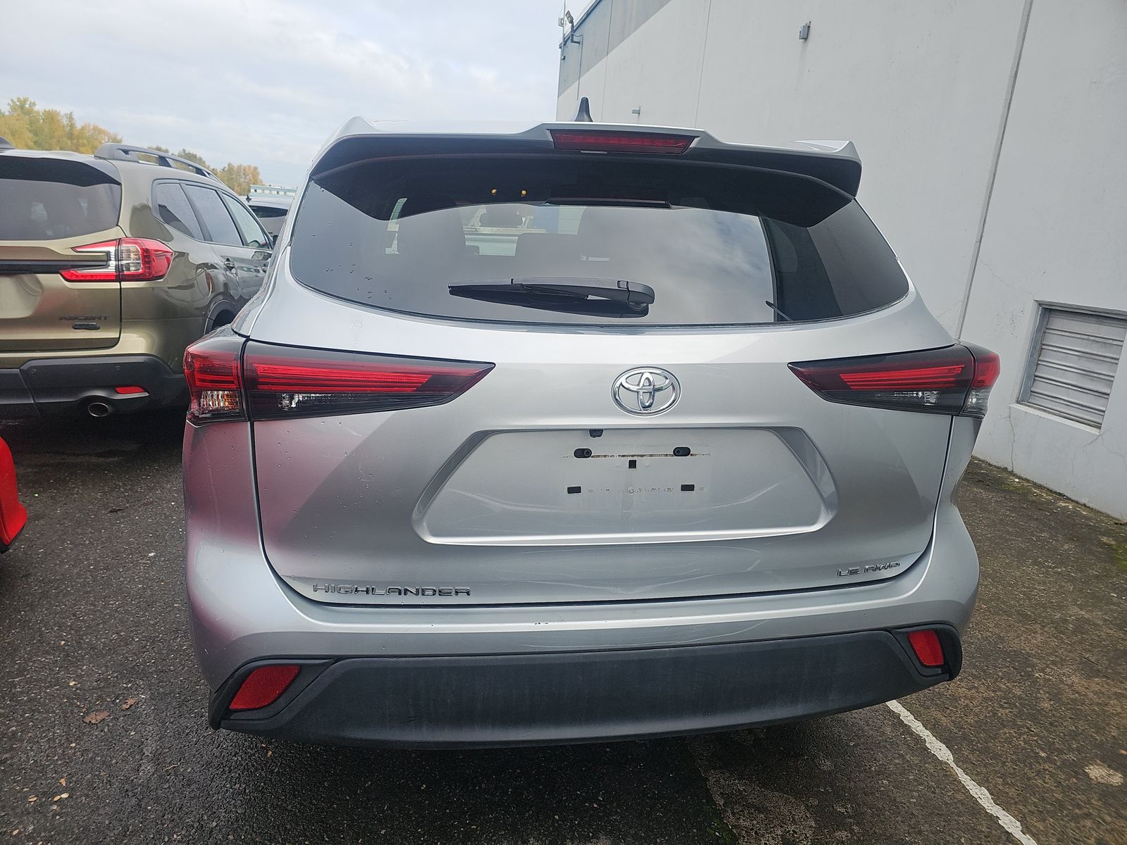 2024 Toyota Highlander LE AWD