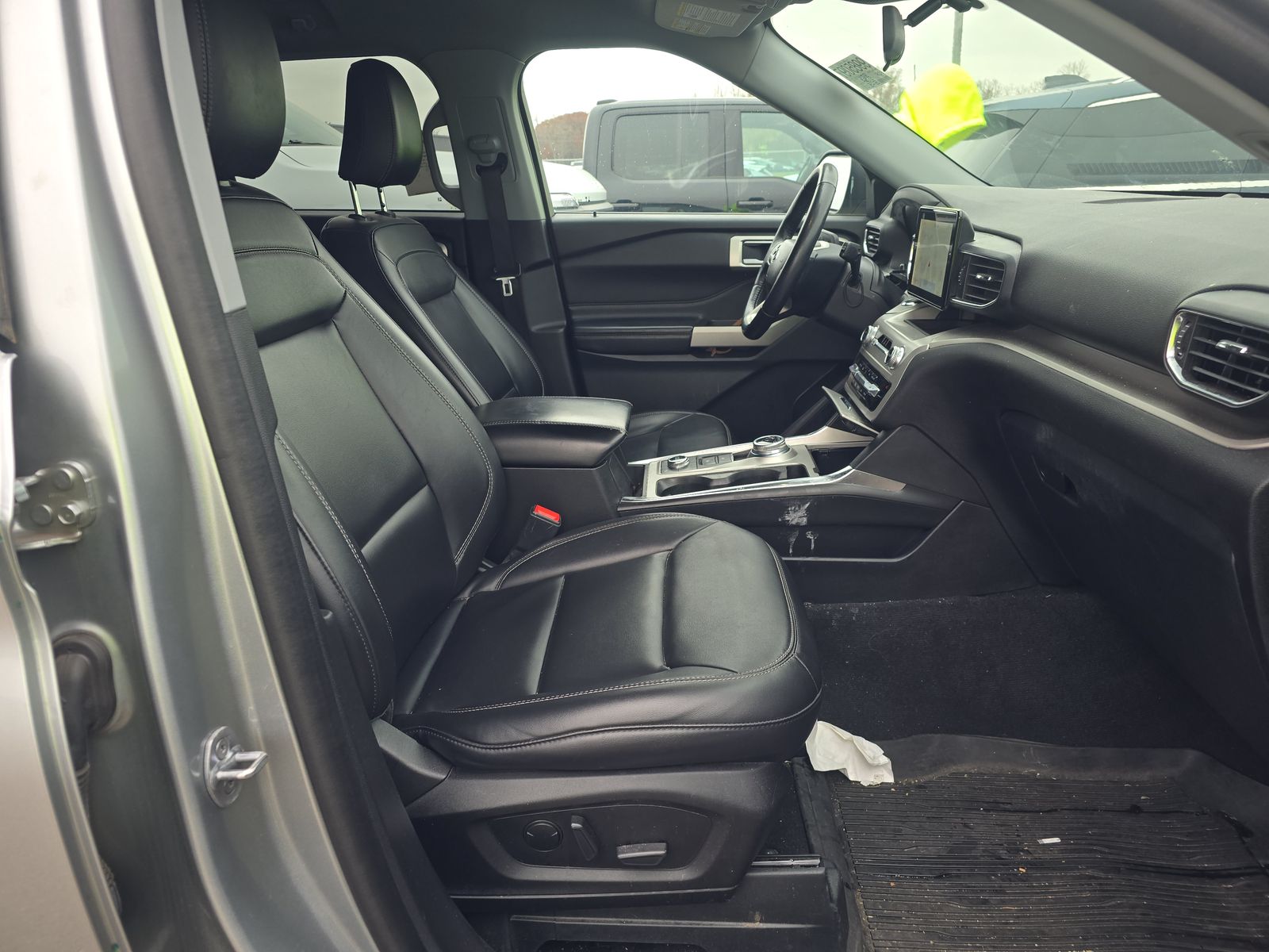 2022 Ford Explorer XLT AWD