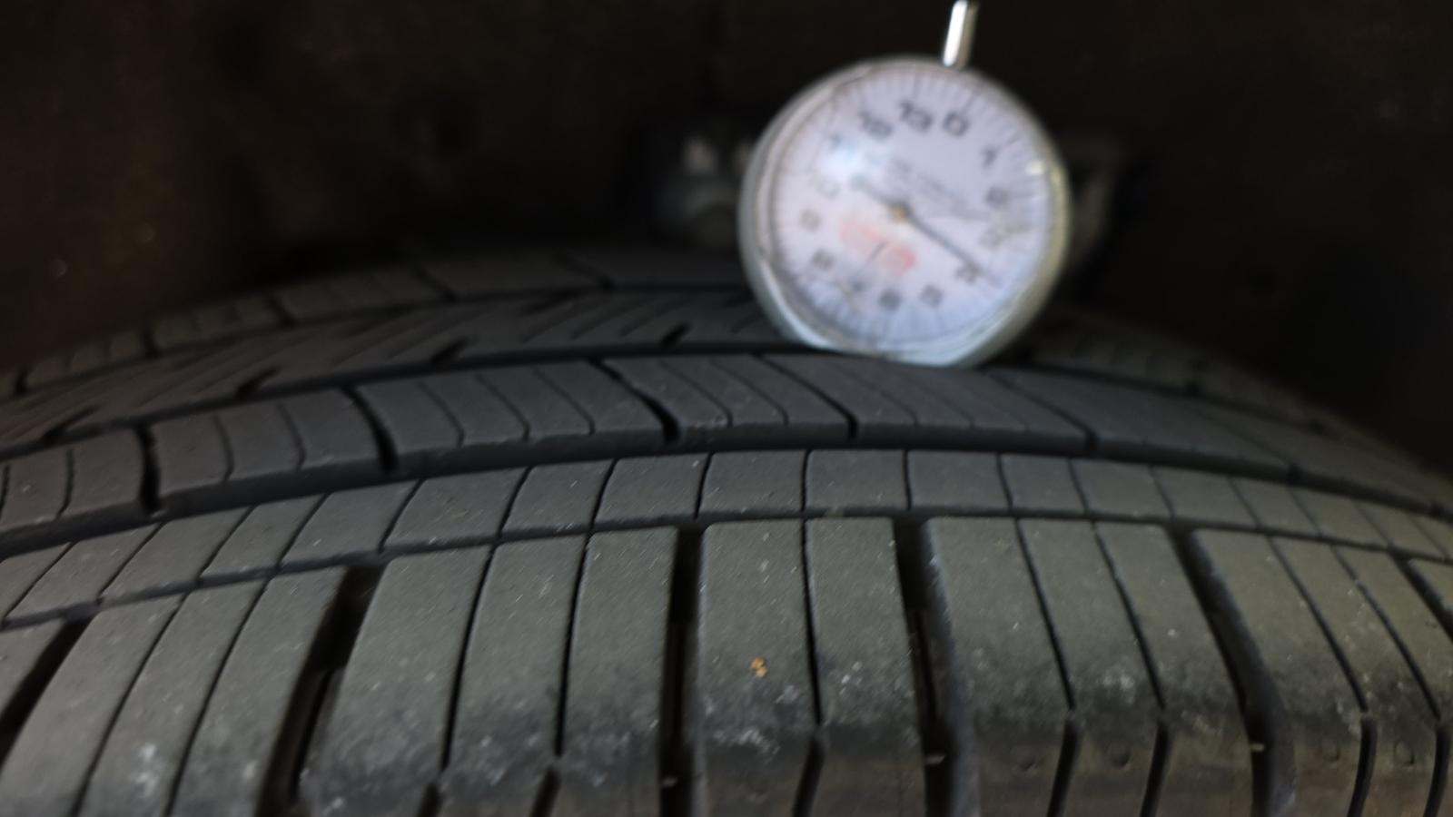 2025 Ford Explorer Active AWD