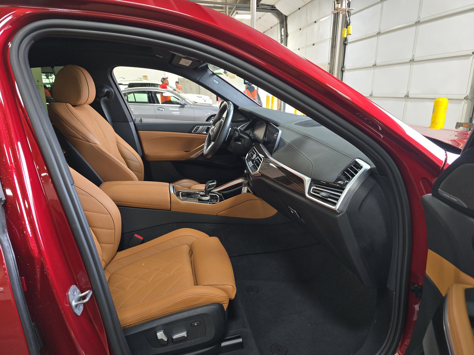 2023 BMW X6 xDrive40i AWD