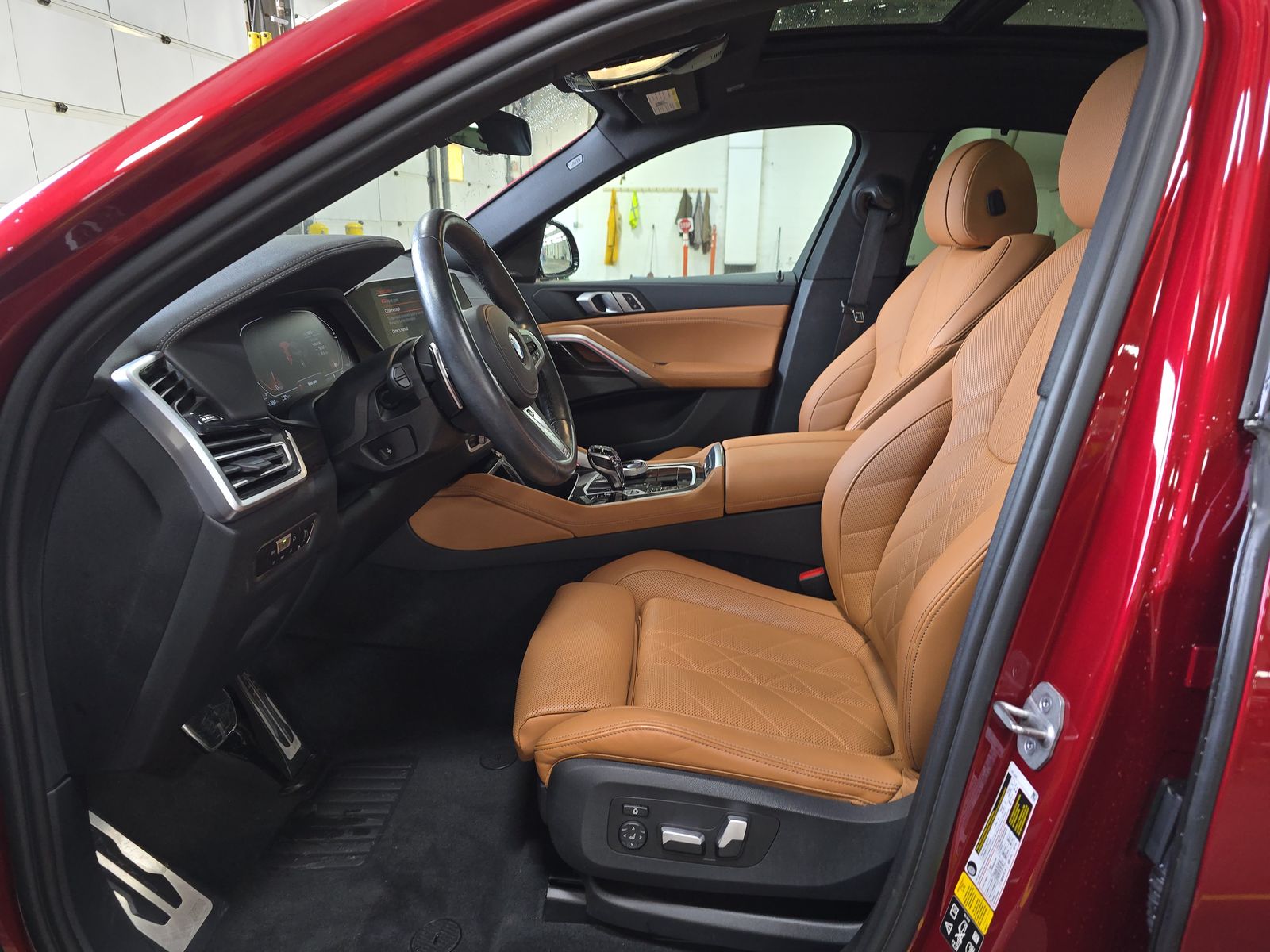 2023 BMW X6 xDrive40i AWD