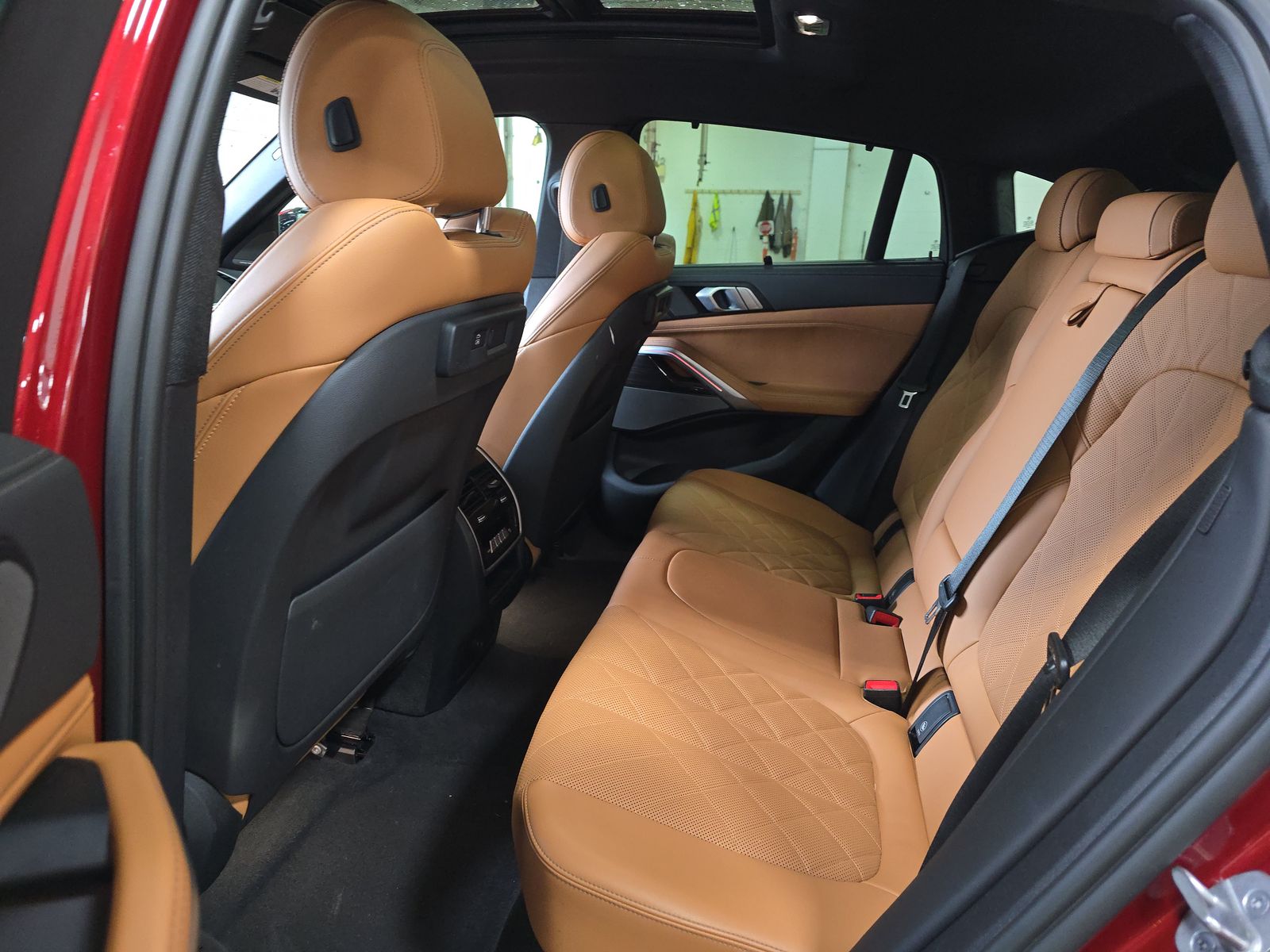 2023 BMW X6 xDrive40i AWD