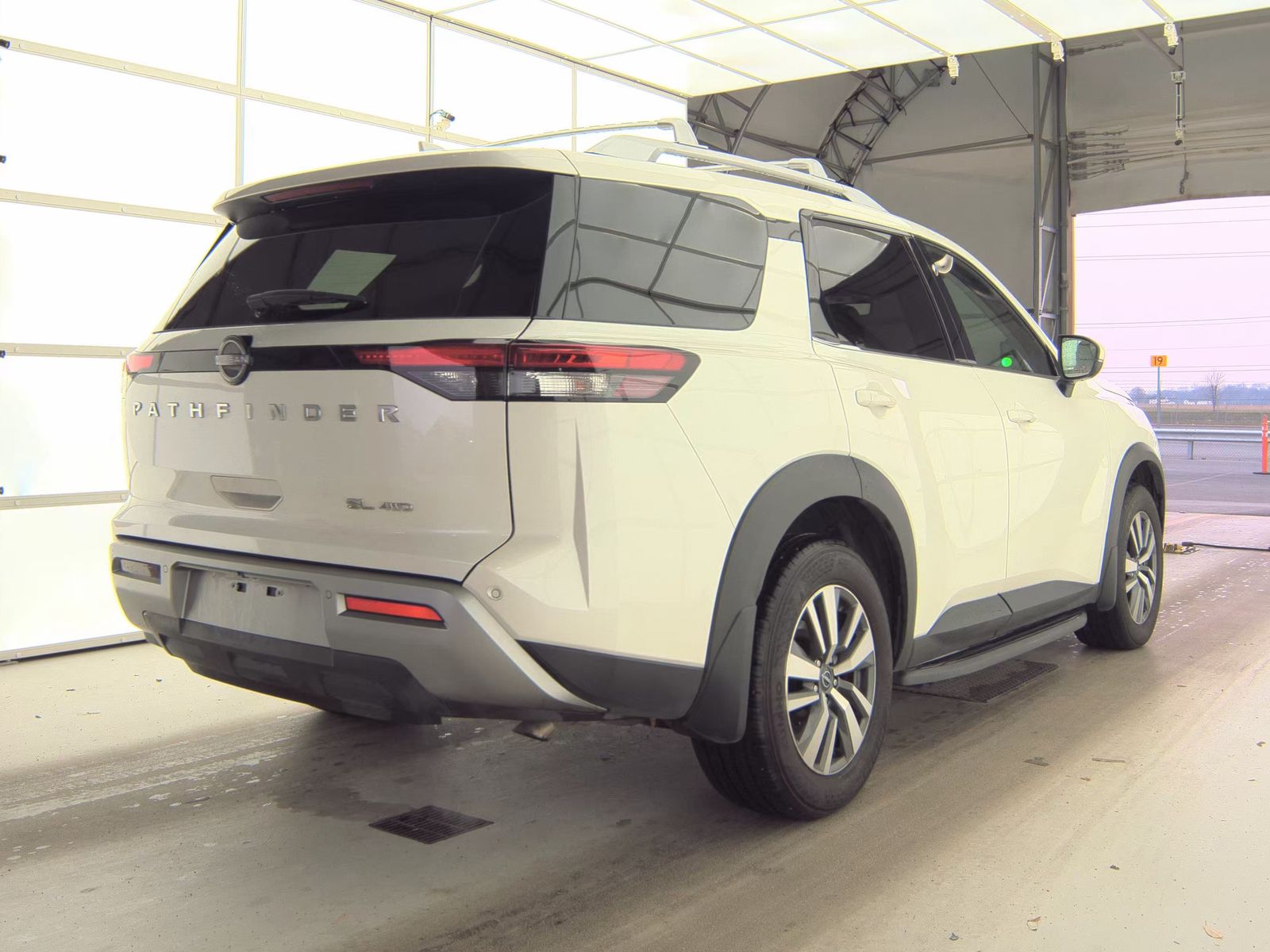 2024 Nissan Pathfinder SL AWD