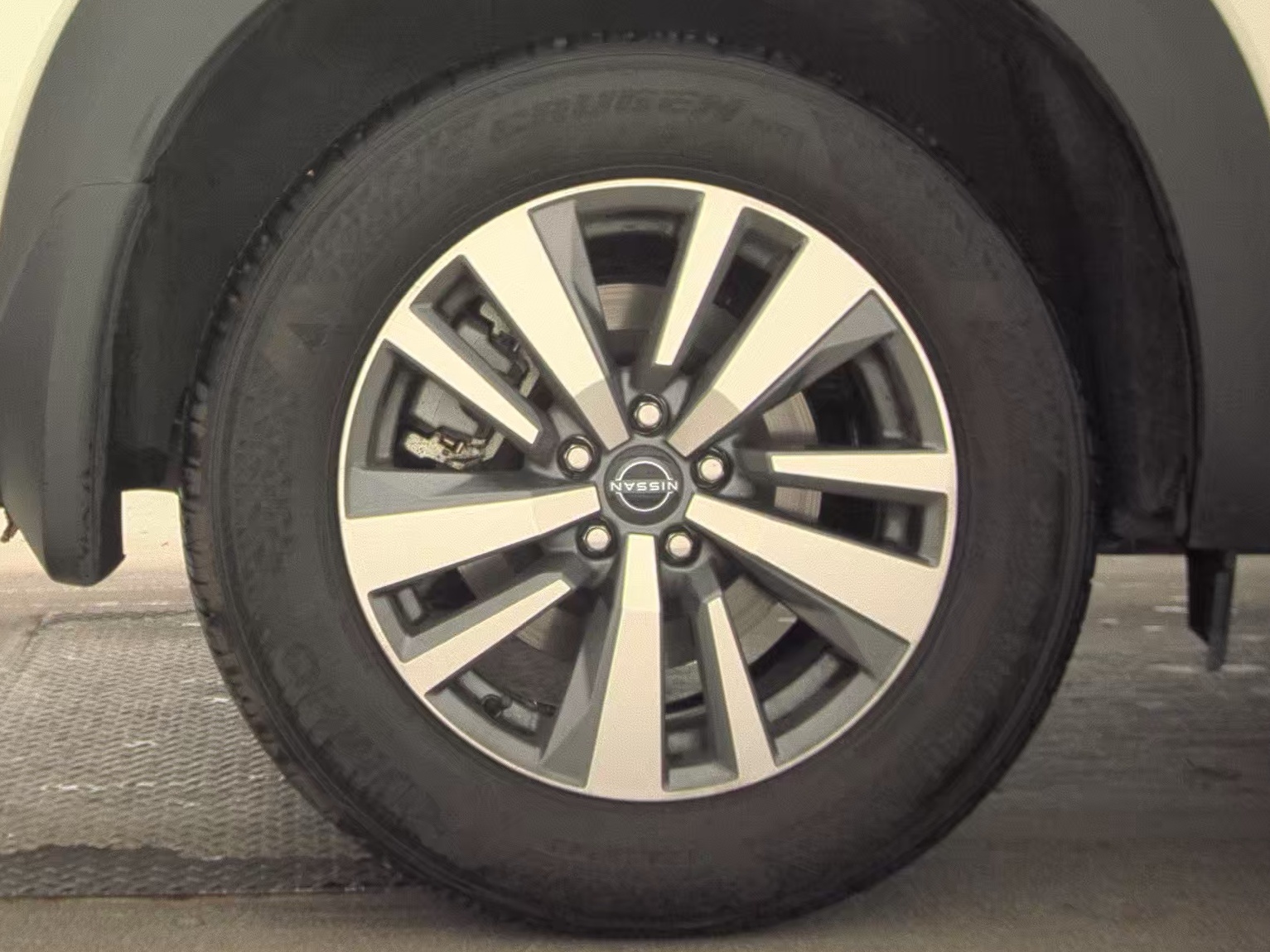 2024 Nissan Pathfinder SL AWD